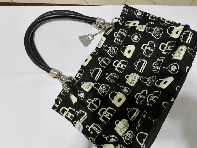 Bolsa importada nova do Japão