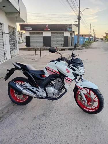 VENDO CB TWISTER 250 ANO 2022