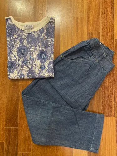 Conjunto blusa manga longa Chicco com borddo e calça jeans Green super confortável e macia