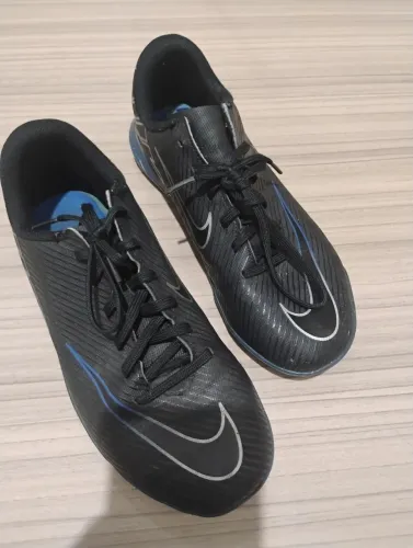 Chuteira Society Nike 