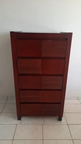 Atenção Anapolis Go,vendo cômoda, na madeira pura!