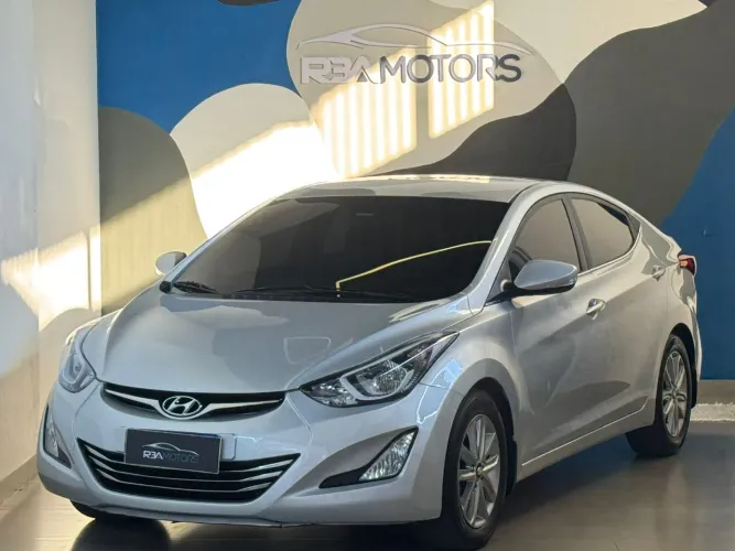 Hyundai Elantra GLS 2.0 16V Flex Aut. 2015