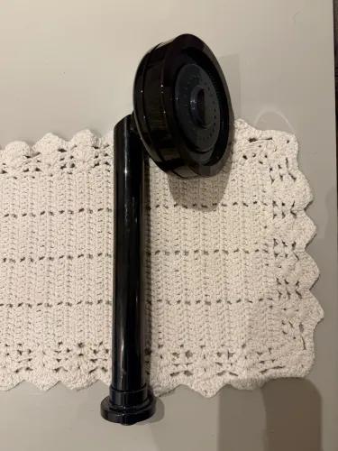 Chuveiro com Tubo Reto de Parede Acqua Plus Black Noir DECA
