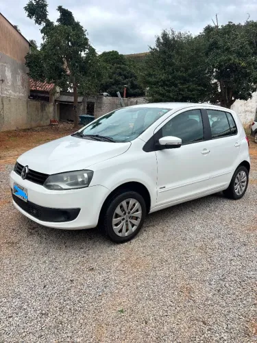 Volkswagen Fox 1.0 MI Total Flex 8V 5P 2014