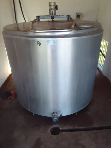 TANQUE RESFRIADOR DE LEITE