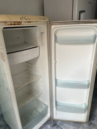 Geladeira Electrolux