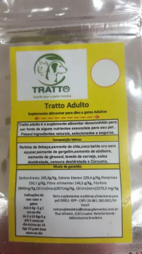 Petiscos e alimentação natural para cães