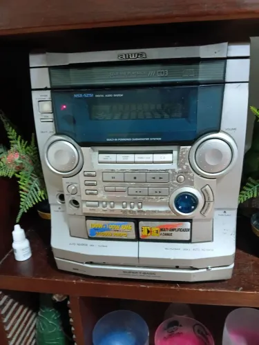 Aparelho de som aiwa nsx sz51