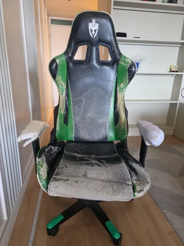 Cadeira Gamer para Reforma - 100 reais