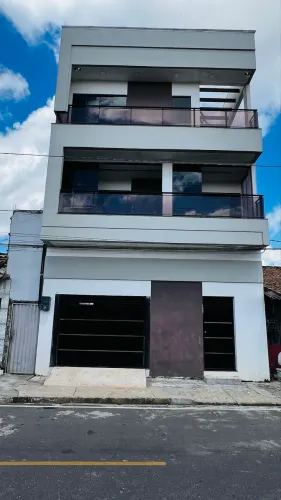? Casa 3 Pav. | 4 Qts | Piscina + Garagem (Venda/Troca) ? 