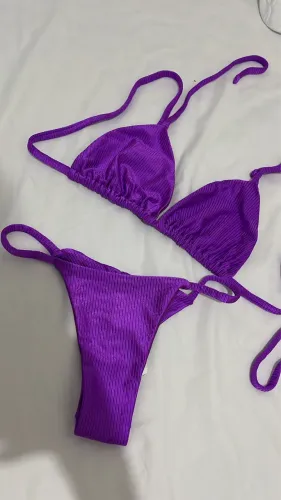Biquíni roxo 