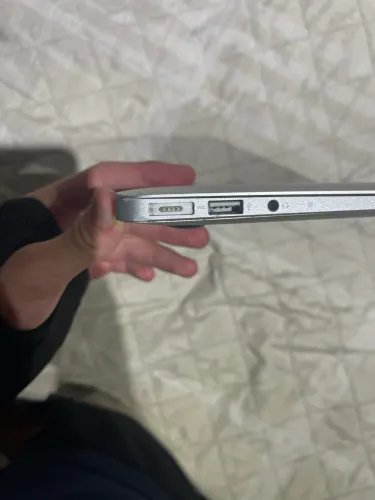 Mac book