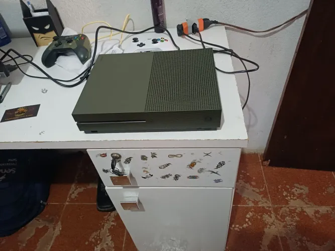 Xbox One S
