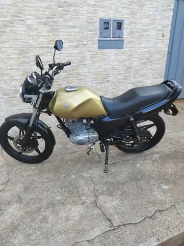 Moto suzuki yes 2006.