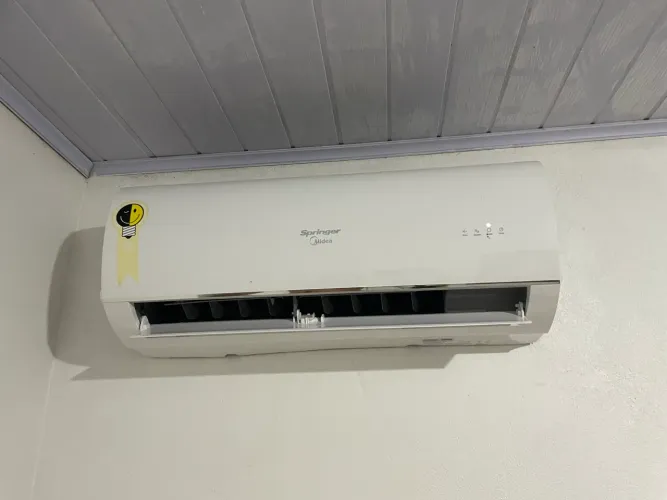 Central de Ar 9.000 BTUs Springer