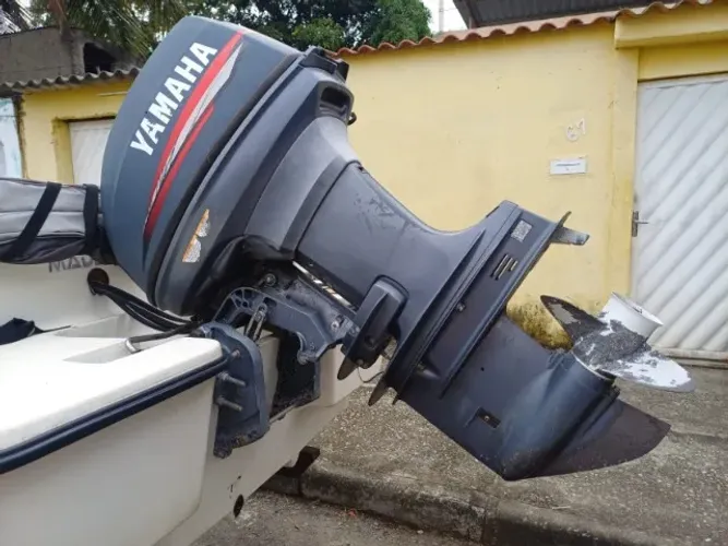 MOTOR POPA YAMAHA 40 HP COMPLETO
