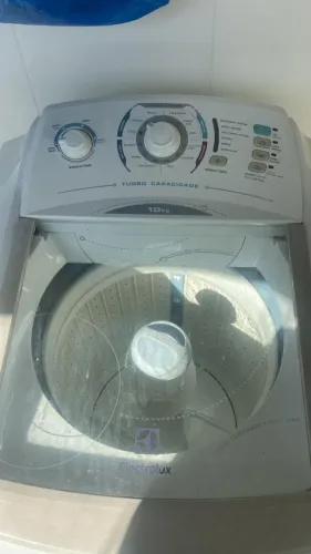 (COM DEFEITO) Máquina de Lavar Eletrolux LT10B/127