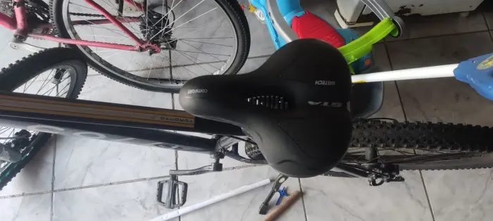 Bicicleta Colli aro 29 usada para entregas