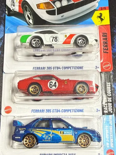 Hotwheels Ferrari subaru 