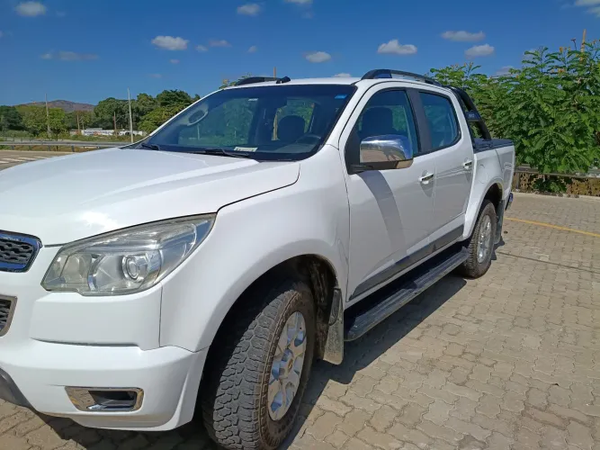 Chevrolet S10 Pick-up LTZ 2.4 F.power 4X2 CD 2014