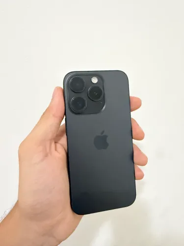 iPhone 15 Pro - Preto Titânio