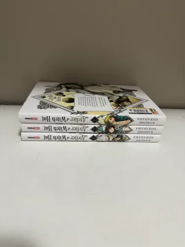 Atelier of Witch Hat 1-3 Semi-Novo Perfeito estado