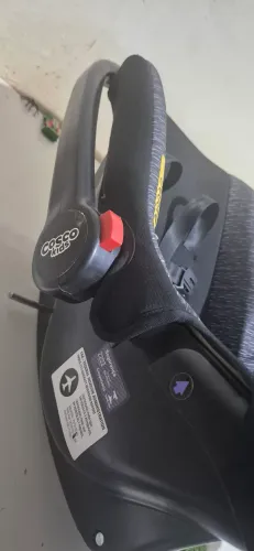 Vendo esse bebê conforto pouco tempo de uso.