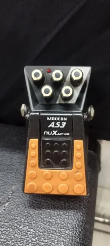 NUX AS3 Modern Amplifier Simulator.