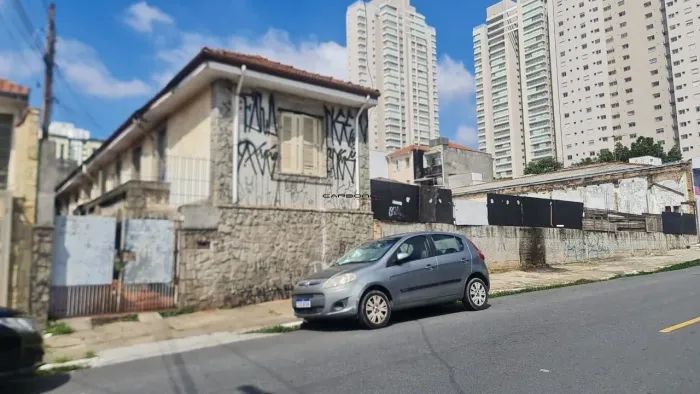 terreno Bairro Mooca com 1240m2 sendo 30 de frente por 40 de fundo
