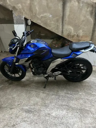 Fazer 250