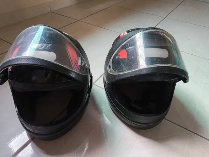 Capacete
