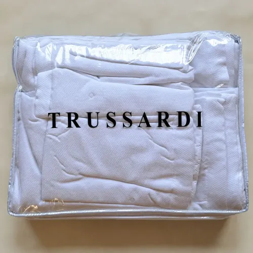 Novo! Jogo de Colcha trussardi, percal 300 fios, 3 peças 100% algodão.