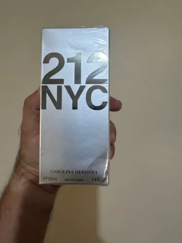 Perfume 212 Nyc feminino