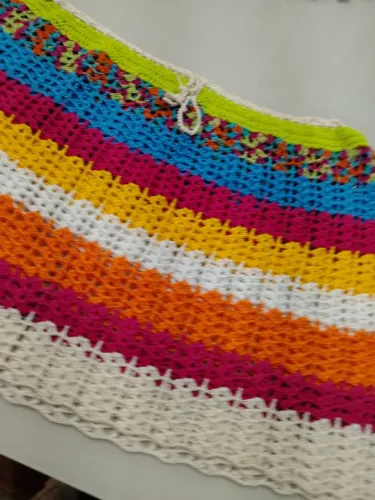 Saída de Praia Crochê Plus Size.
