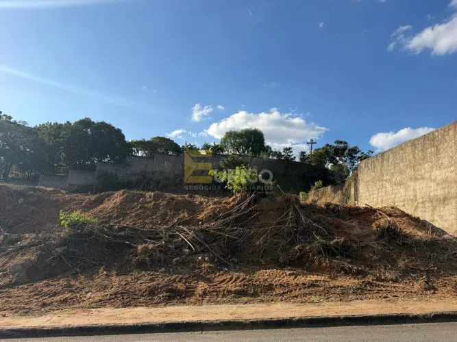Terreno à venda no Jardim Nova Espírito Santo em Valinhos/SP