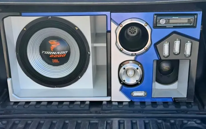 Som automotivo Kit 4 vias tornado 15