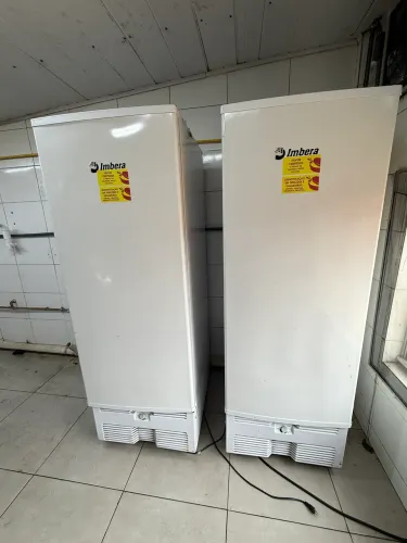 Freezer Vertical Imbera EVZ21 220V - 2025 | Perfeito Funcionamento