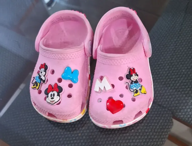 Crocs da Minnie - Tamanho 20/21