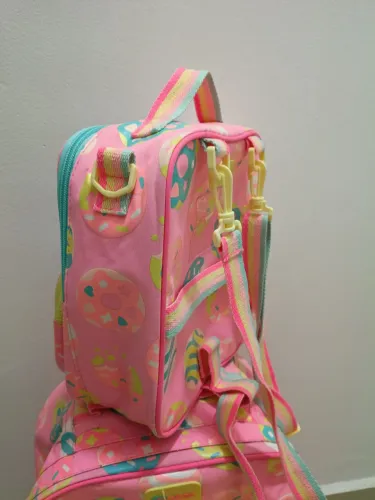 Mochila de rodinha e Lancheira Puket