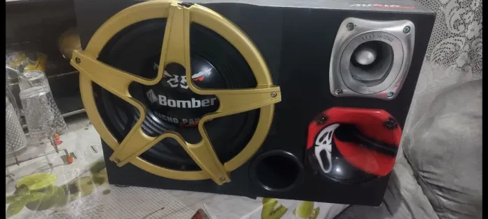 Trio Bomber bicho Papão.