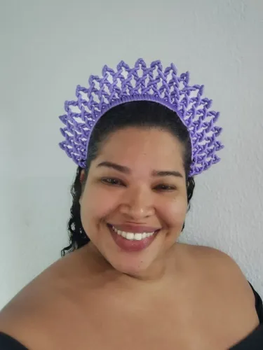Coroa de macramê lilás