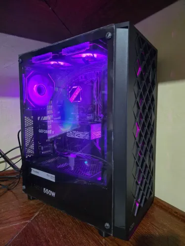 PC gamer Ryzen 5 8600g + RTX 5060 + 16gb de RAM DDR 5