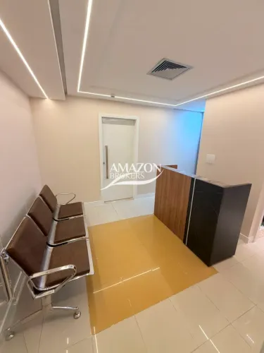 Millennium Medical Tower - 31,40m2 - Sala comercial mobiliada na Djalma Batista - Alugo