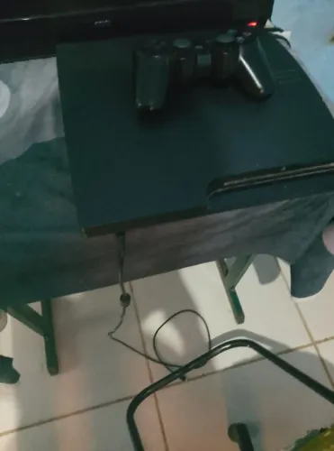 PlayStation 3 desbloqueado com mais de 100 jogos