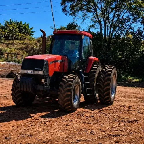 Vende-se Trator Case Magnum 240 4x4 - Ano 2004