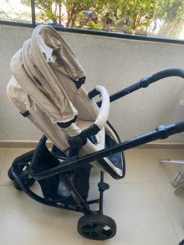 Carrinho de bebê completo
