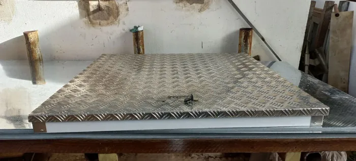 Tampas de cisterna