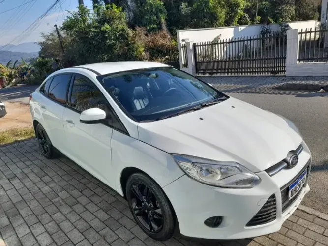 Ford Focus Sedan 2.0 16v/2.0 16V Flex 4P Aut. 2015