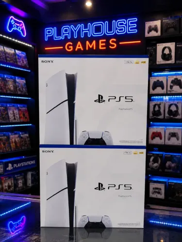 PS5 SLIM mídia física e digital aceitamos seu usado de entrada na Playhouse