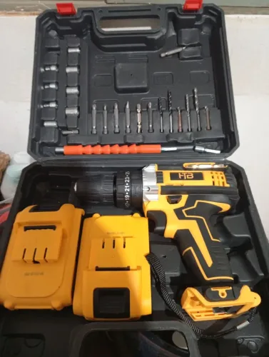 Furadeira portátil completa